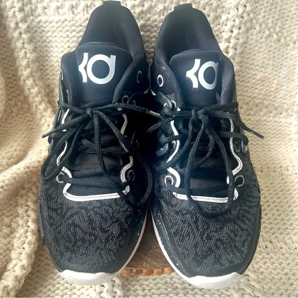 Nike KD15 TB Black White Kevin Durant Basketball Shoe DO9826-002 Men's Size 9.5 - Picture 1 of 6